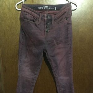 Hot Topic Hi-Rise Jeans Size 3